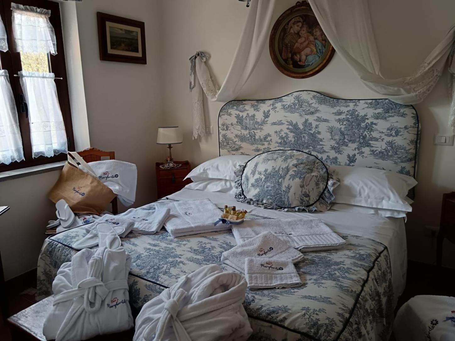 Bed And Breakfast Margherita & Home Restaurant Gerano 外观 照片