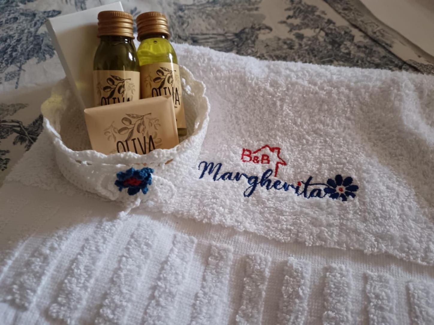 Bed And Breakfast Margherita & Home Restaurant Gerano 外观 照片