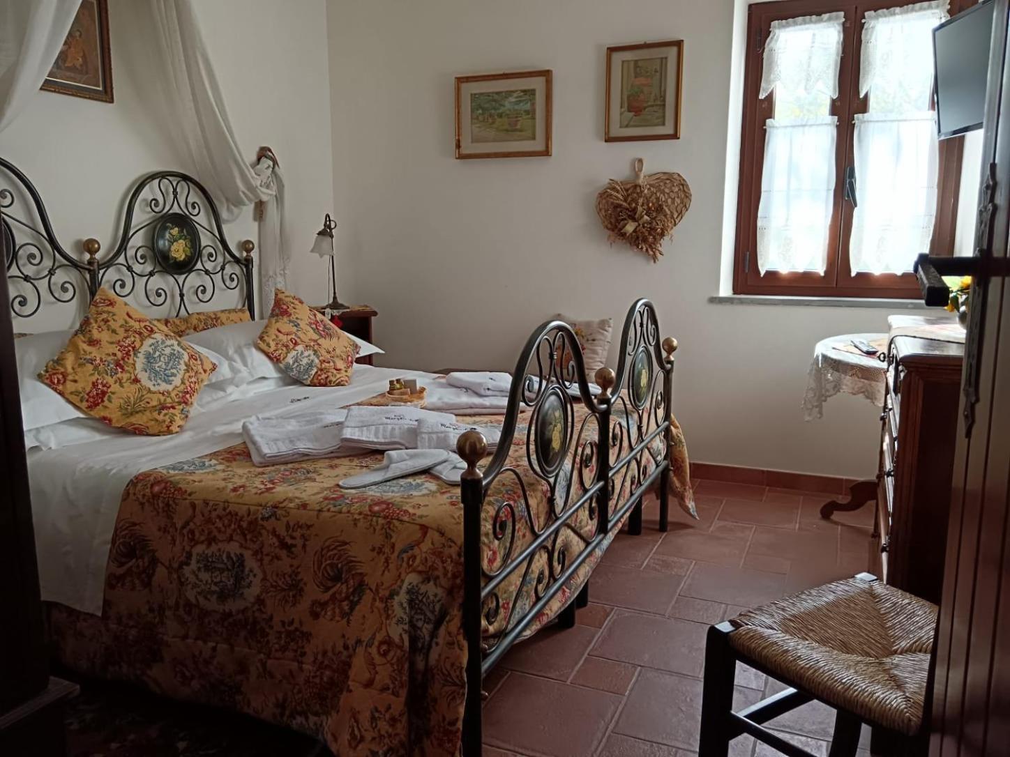 Bed And Breakfast Margherita & Home Restaurant Gerano 外观 照片